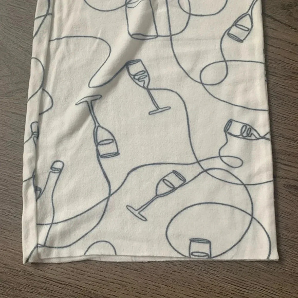 Wildfox Popping Bottles Flared Lounge Sweatpants - Size M - Vanilla - NWT - Picture 8 of 13